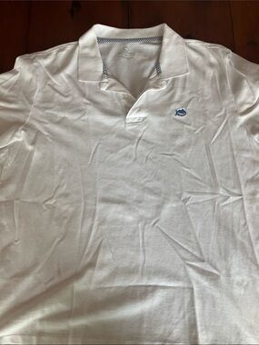 Southern Tide White Polo with Blue Fish Emblem